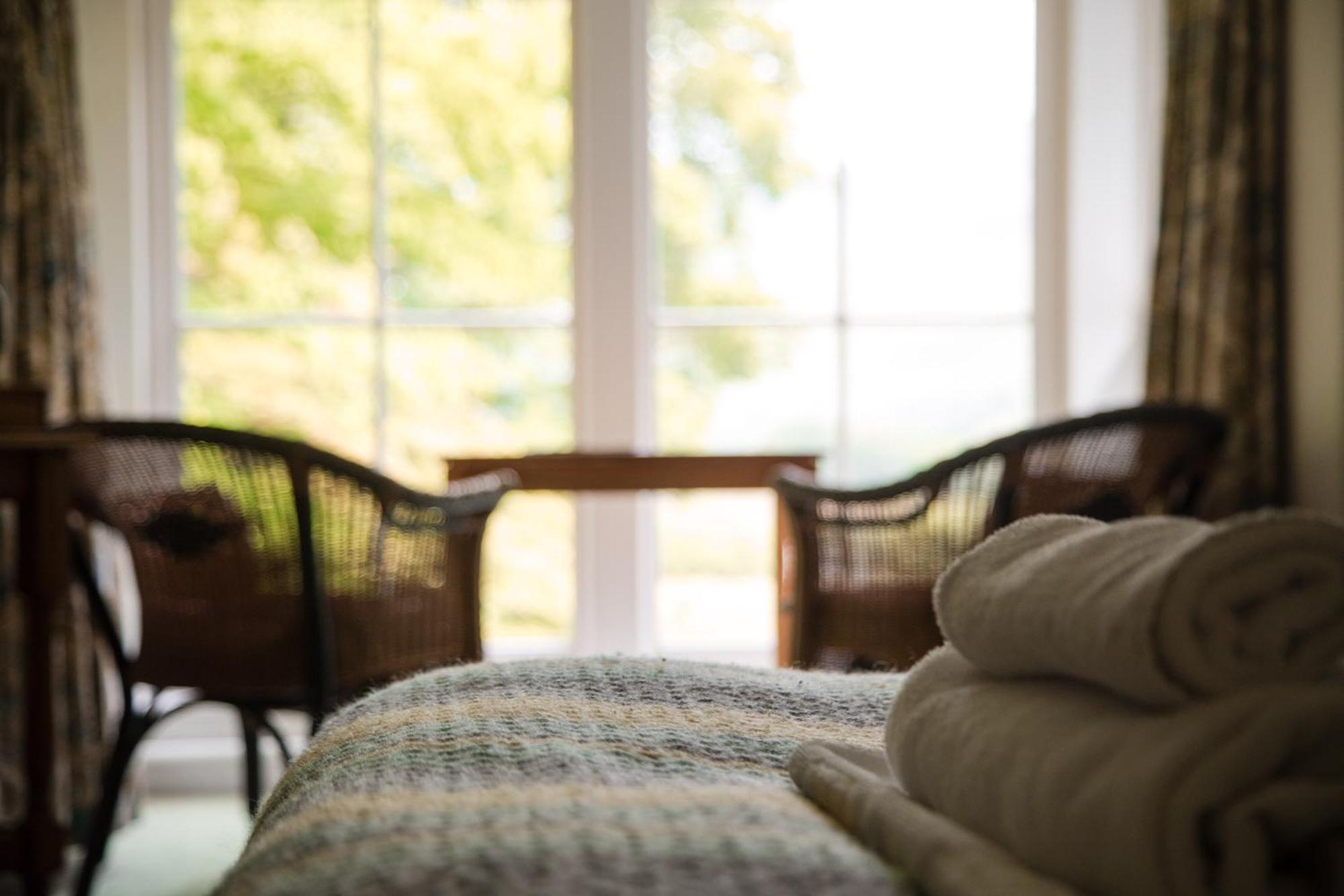 Trigonos - Quiet, Peaceful, Vegetarian And Retreat Centre Bed & Breakfast *