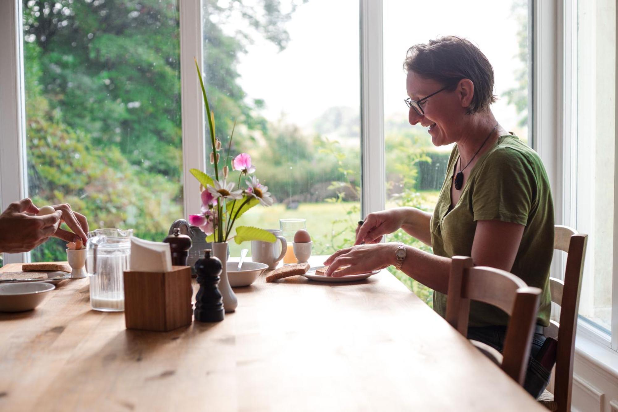 Bed & Breakfast Trigonos - Quiet, Peaceful, Vegetarian And Retreat Centre