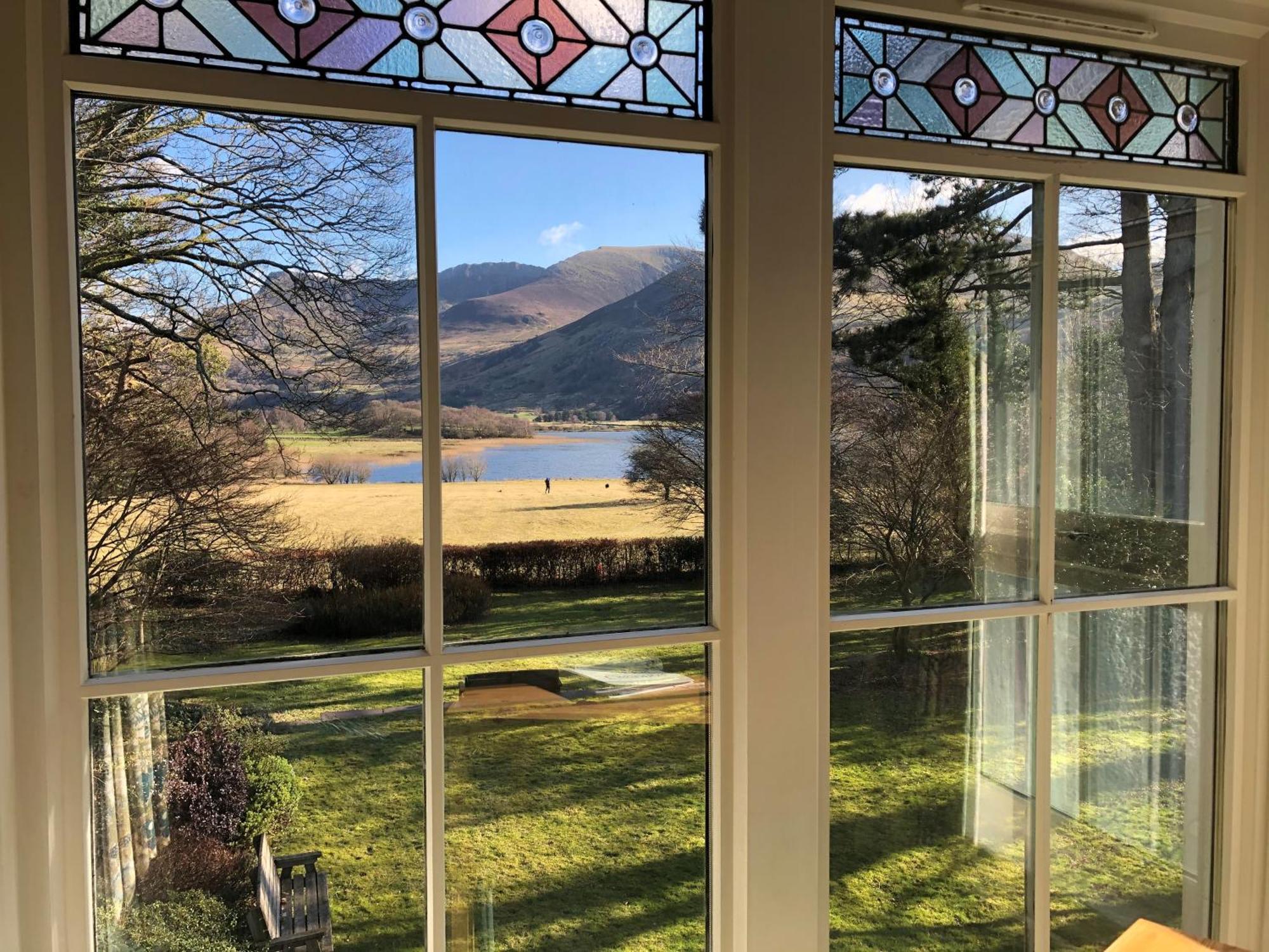 Bed & Breakfast Trigonos - Quiet, Peaceful, Vegetarian And Retreat Centre *