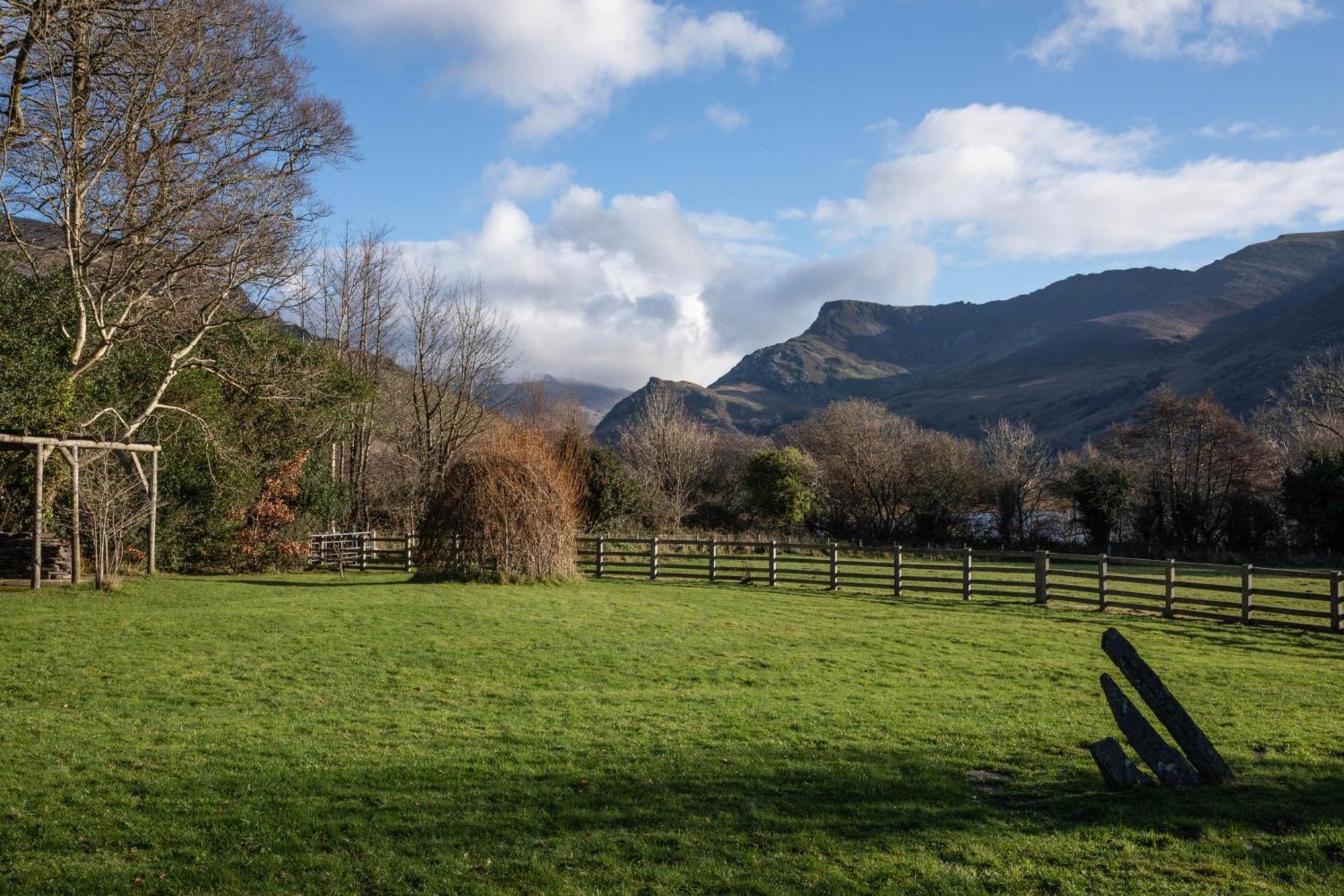 Trigonos - Quiet, Peaceful, Vegetarian And Retreat Centre Bed & Breakfast