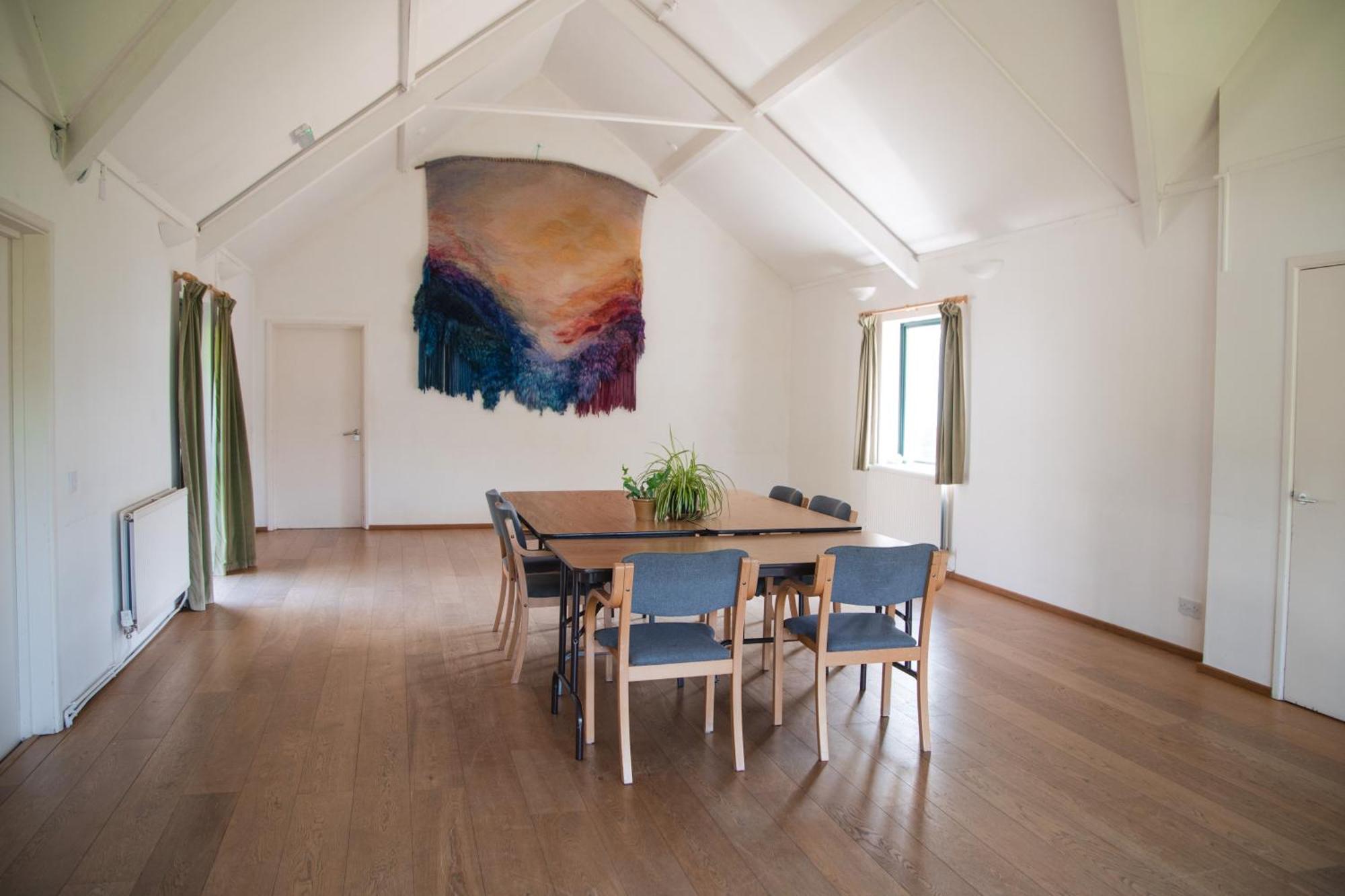 Trigonos - Quiet, Peaceful, Vegetarian And Retreat Centre Bed & Breakfast