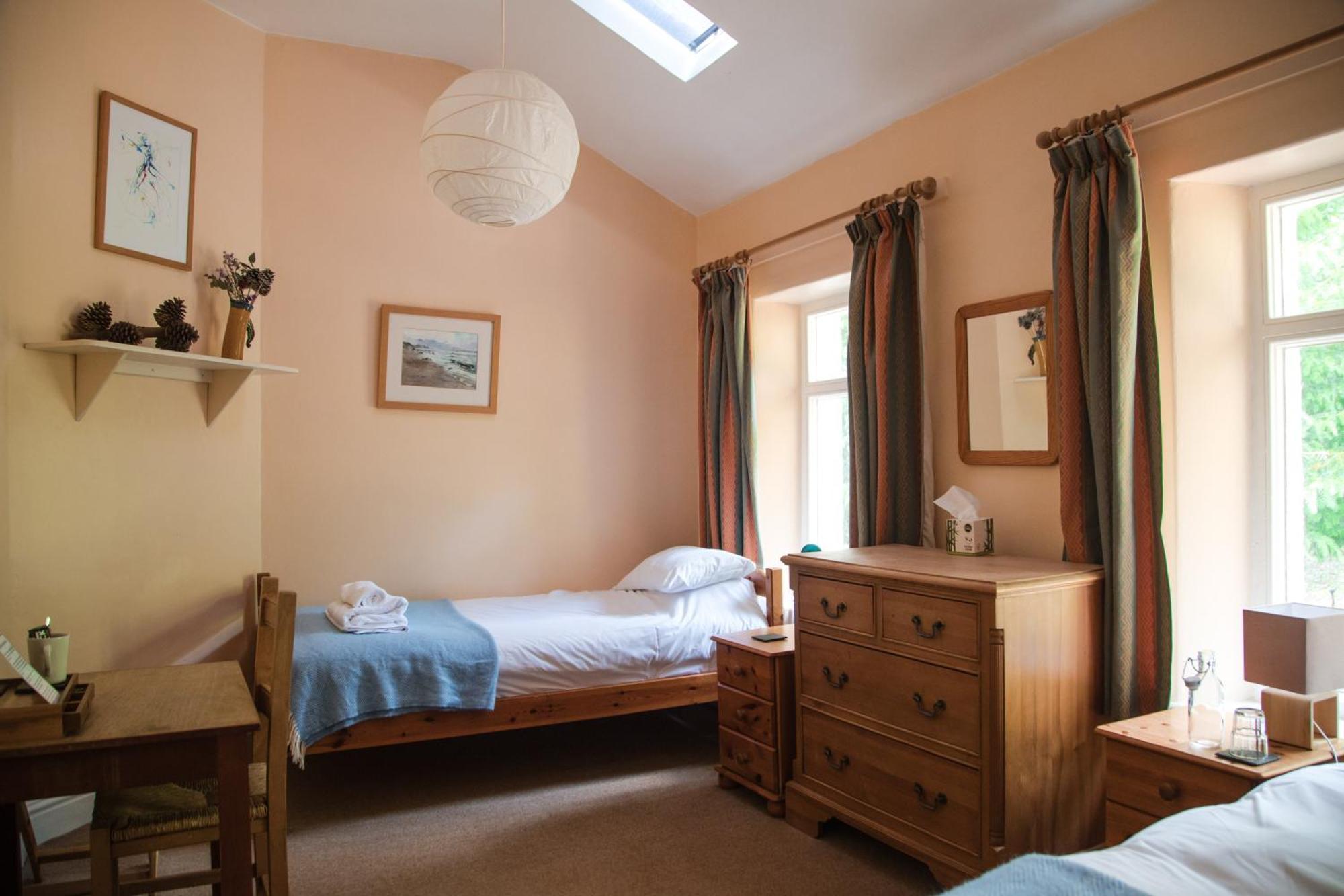 Trigonos - Quiet, Peaceful, Vegetarian And Retreat Centre *